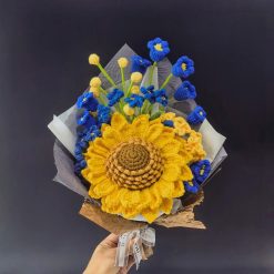 Bó Hoa Len Knitwoolvn Hướng Dương & Lưu Ly - Cảm Hứng "Đêm Đầy Sao"